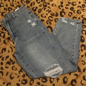 NWOT SHEIN Distressed Mom Jeans